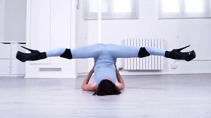 trick shoulder cartwheel floorwork base paola melitaea exotic studio tutorial