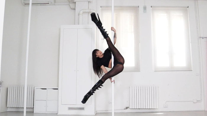 trick jamilla into ballerina split exotic studio alessia audrey tutorial